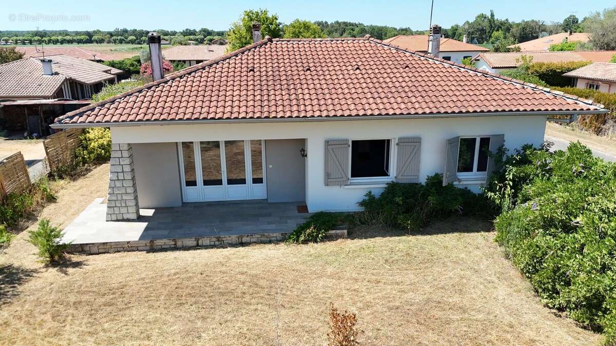 Maison à SOUSTONS