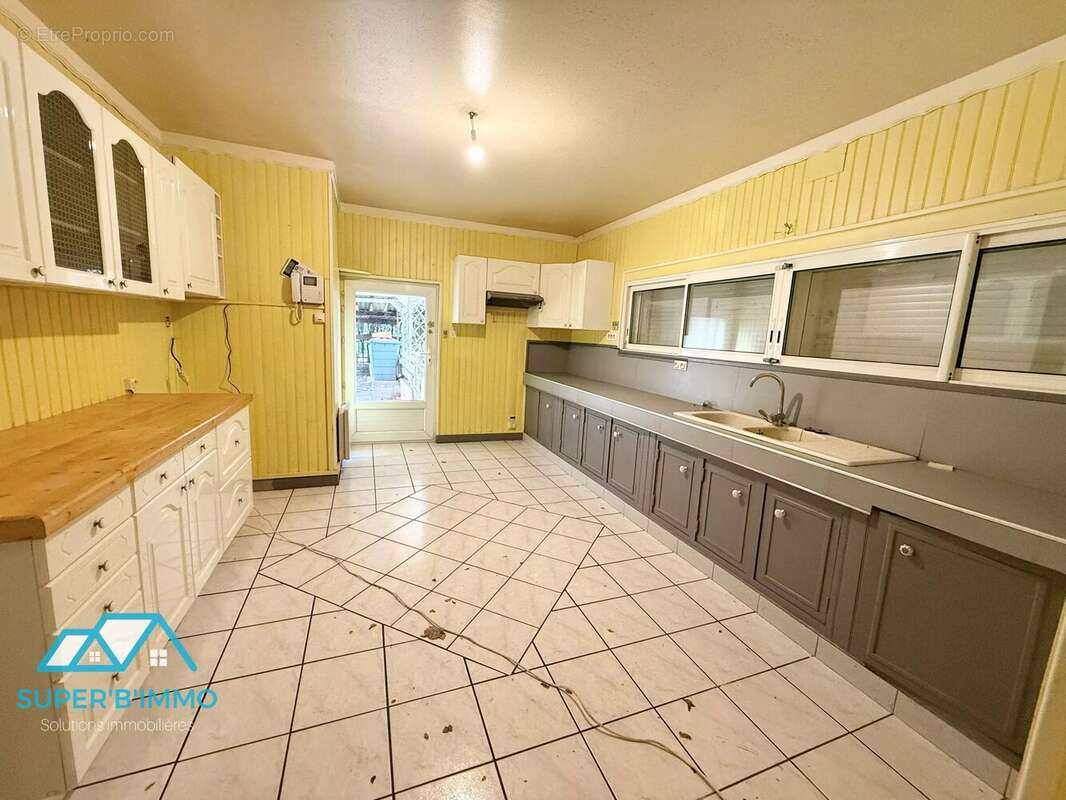 Appartement à VEZEZOUX