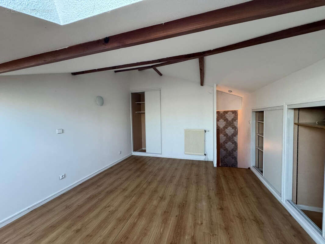 Appartement à RAMONVILLE-SAINT-AGNE
