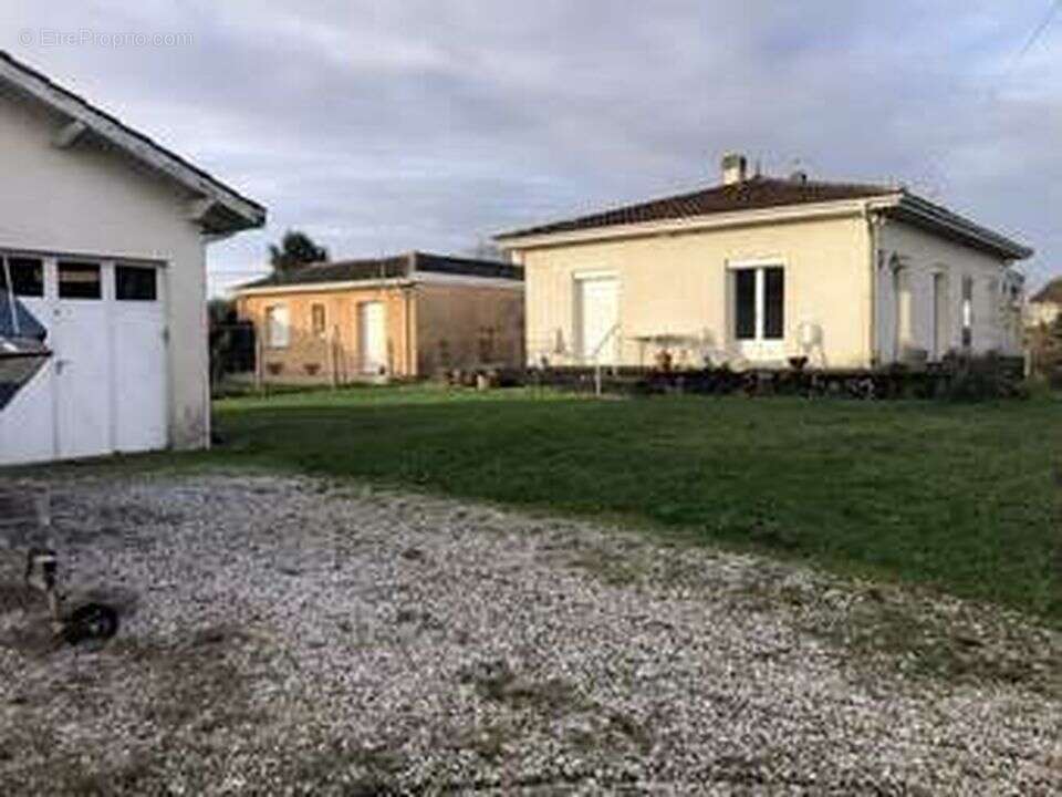 Maison t4 plain pied pauillac grand terrain double garage - photo 9
