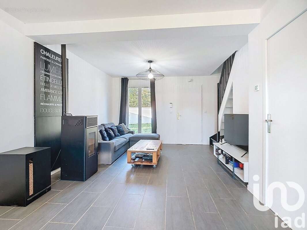 Maison 75 m² à Thoury-Ferottes  - photo 3