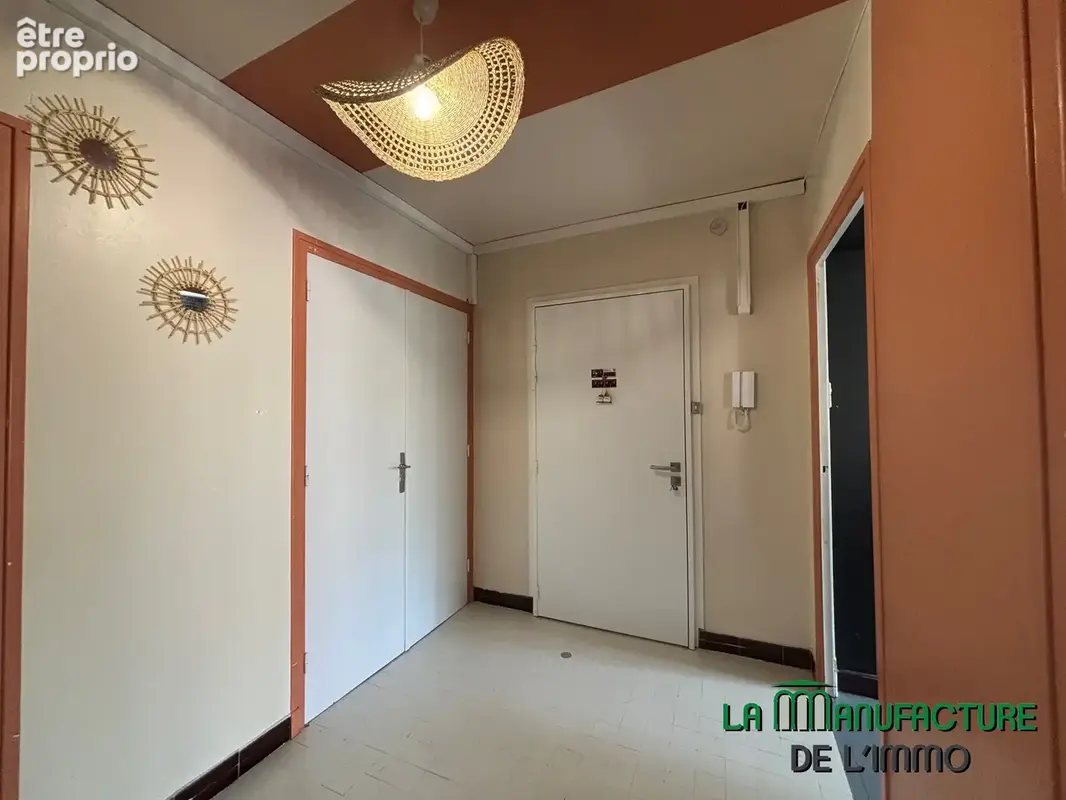 Saint etienne jules janin/chateaucreux - appartement t3 loué de  61.98m2 avec balcon - photo 7