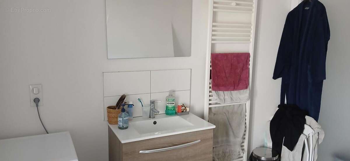 Appartement loué  avec local à transformer forte demande locative à venir - photo 7