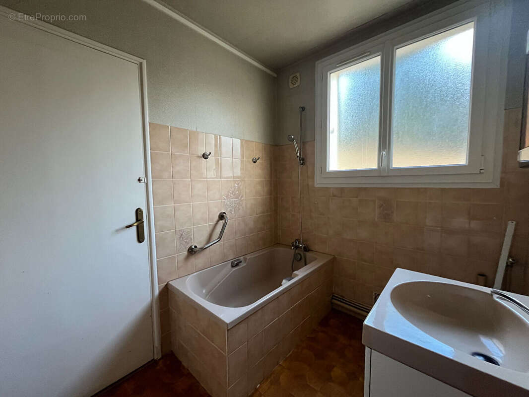 Appartement à REZE