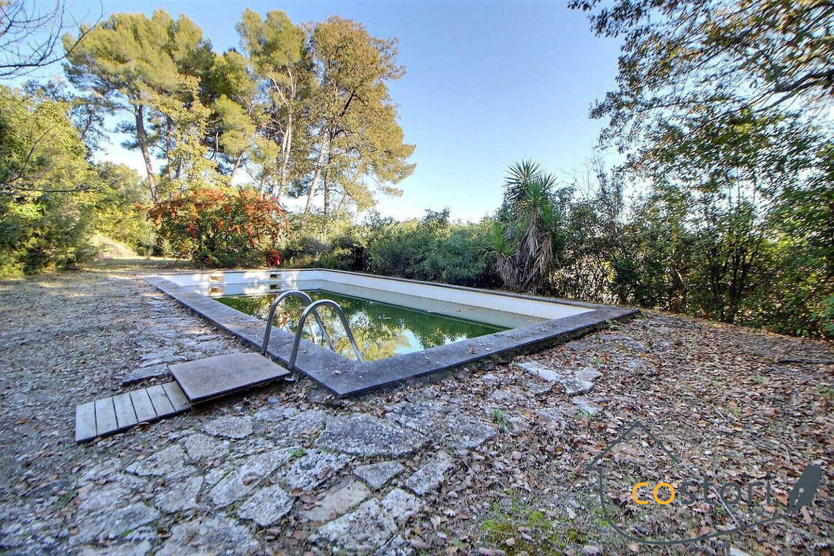 Maison à TRANS-EN-PROVENCE