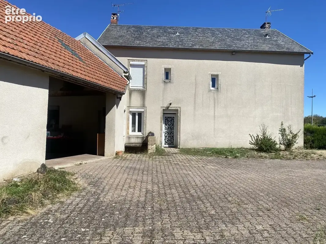 Maison 8 pièces 216 m² à vendre à Saint-Eloy-Les-Mines (63700) - photo 56