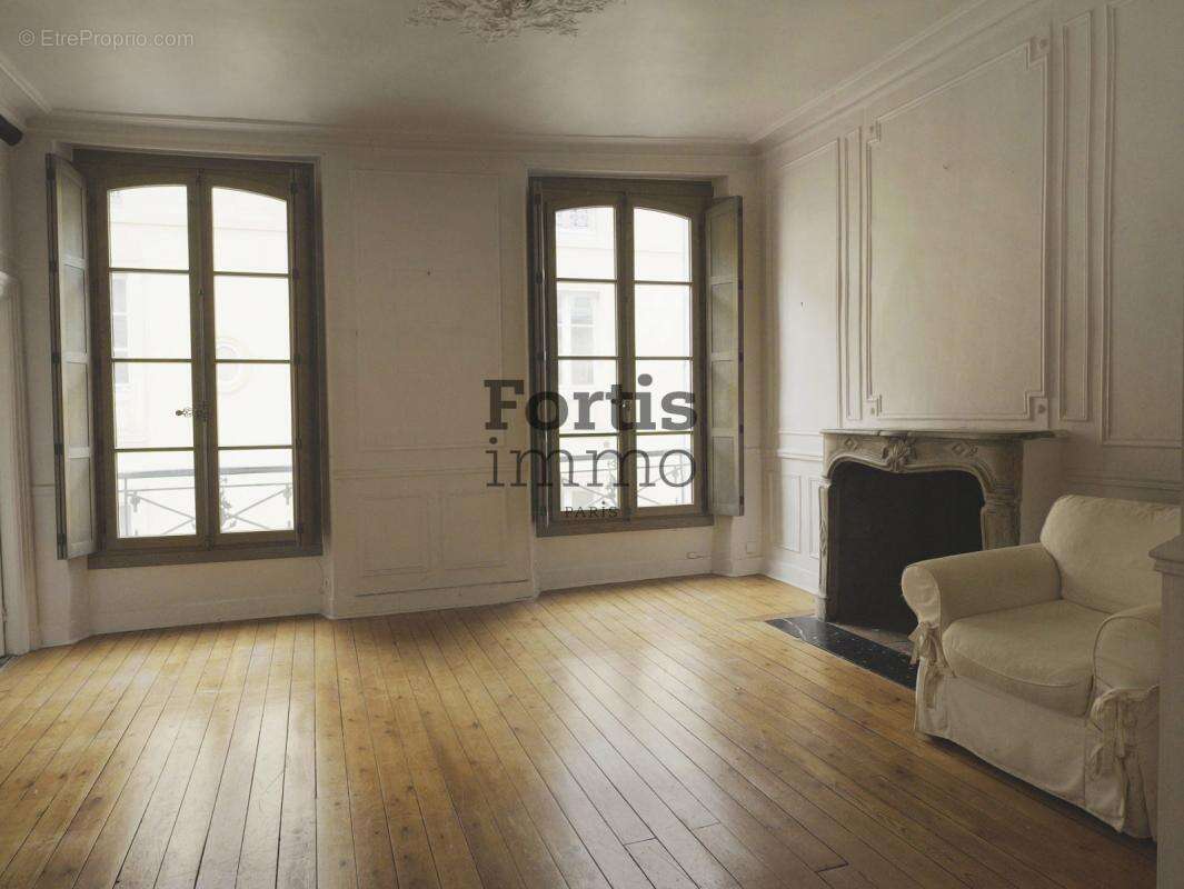 Appartement à VERSAILLES