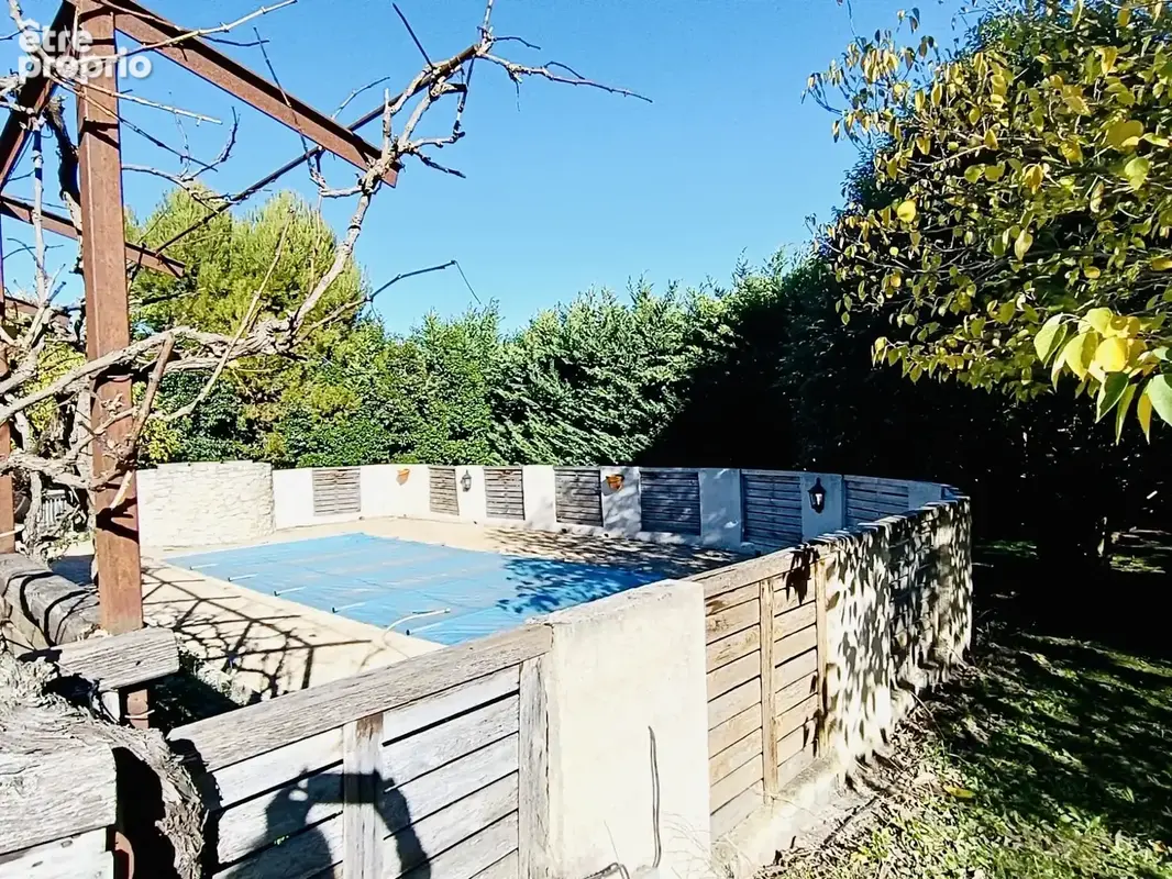 Grande propriété avec dépendance, salle de réception - Gros potentiel - box à chevaux - Ventabren - photo 14