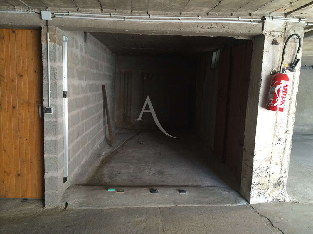 Parking à SAINT-HERBLAIN