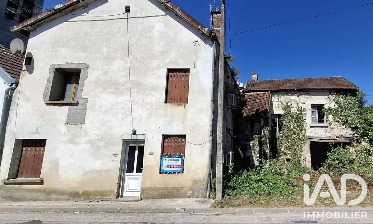 Maison 56 m² à Gommeville  - photo 2