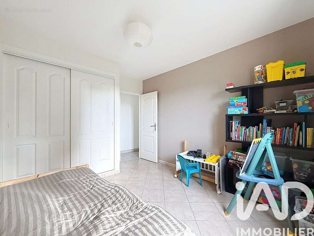 Photo 7 - Maison à ECROSNES