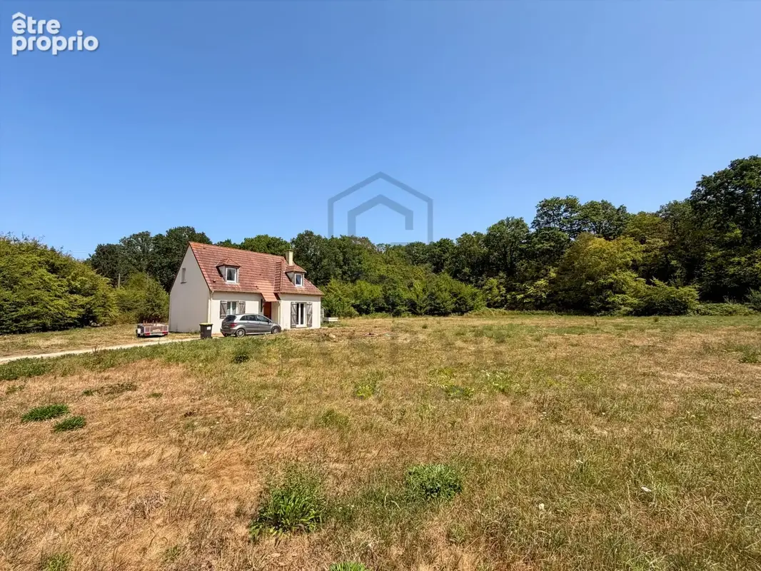 Photo Maison à Les Baux-De-Breteuil au prix de 129 000€