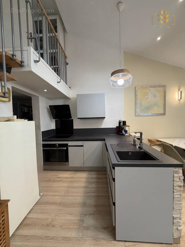 Appartement à LA TURBIE