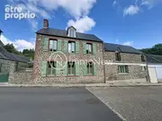 Maison à CONDE-SUR-VIRE