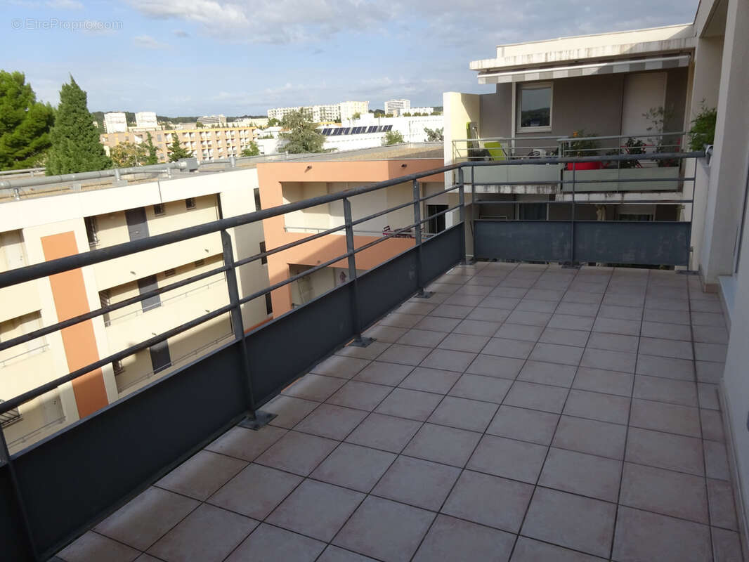 Appartement à NIMES