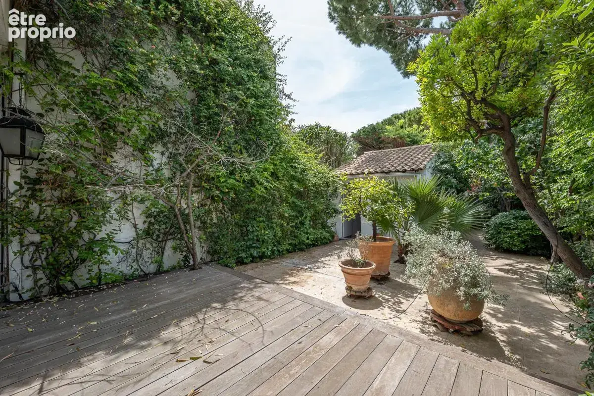 Maison 4 pièces 140 m² à vendre à Marseille-8e (13008) - photo 2