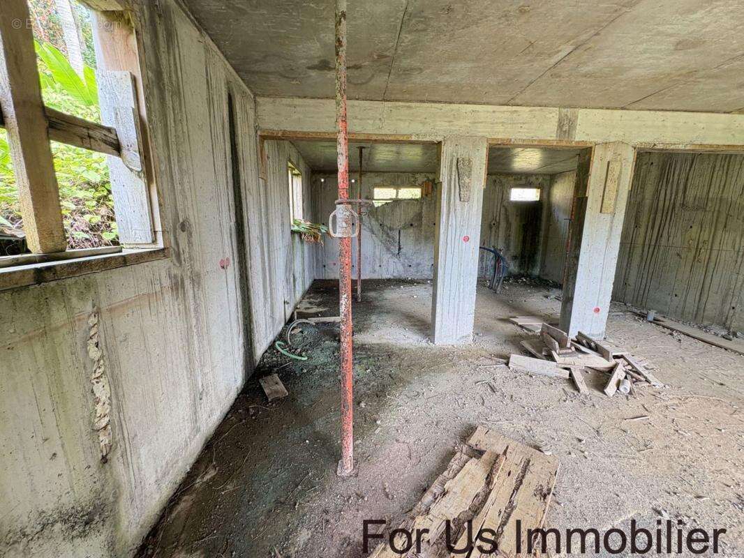 Maison à BAIE-MAHAULT