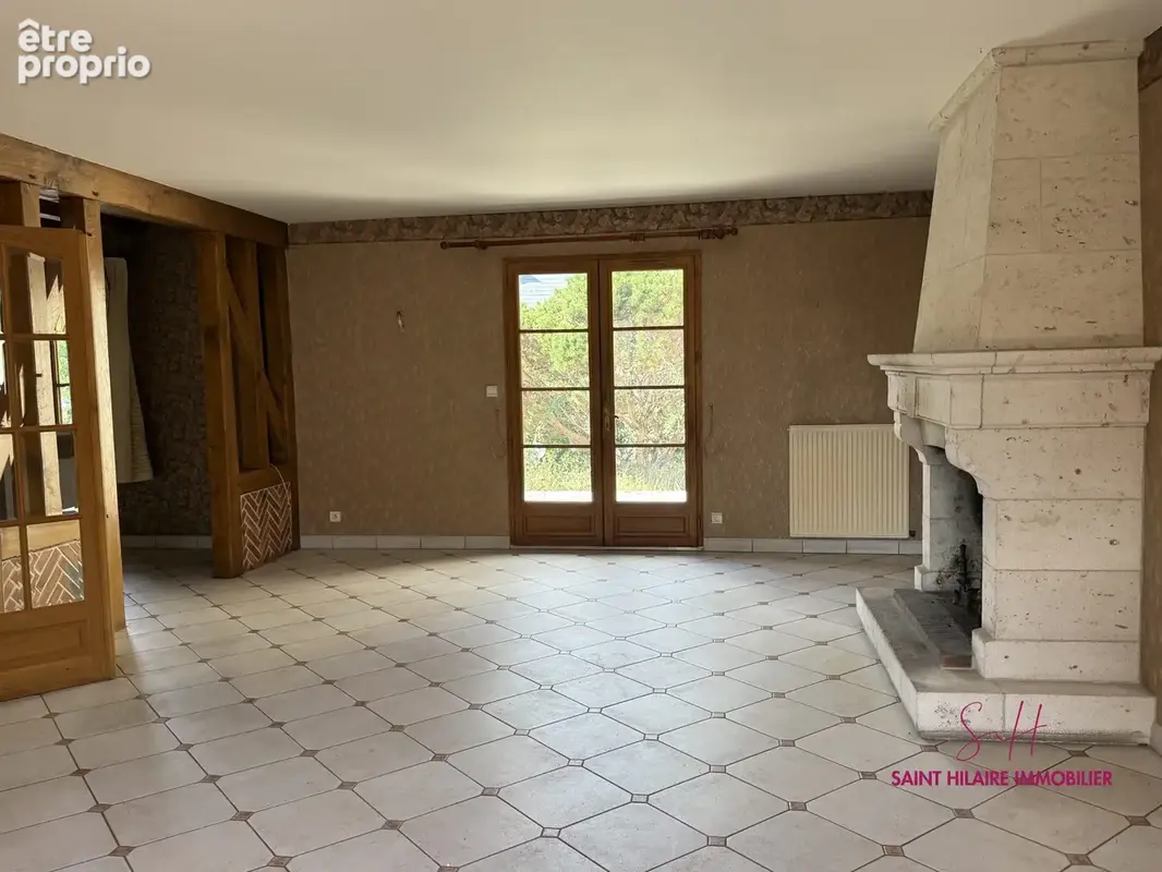 Maison 8 pièces 210 m² à vendre à Saint-Hilaire-Saint-Mesmin (45160) - photo 4