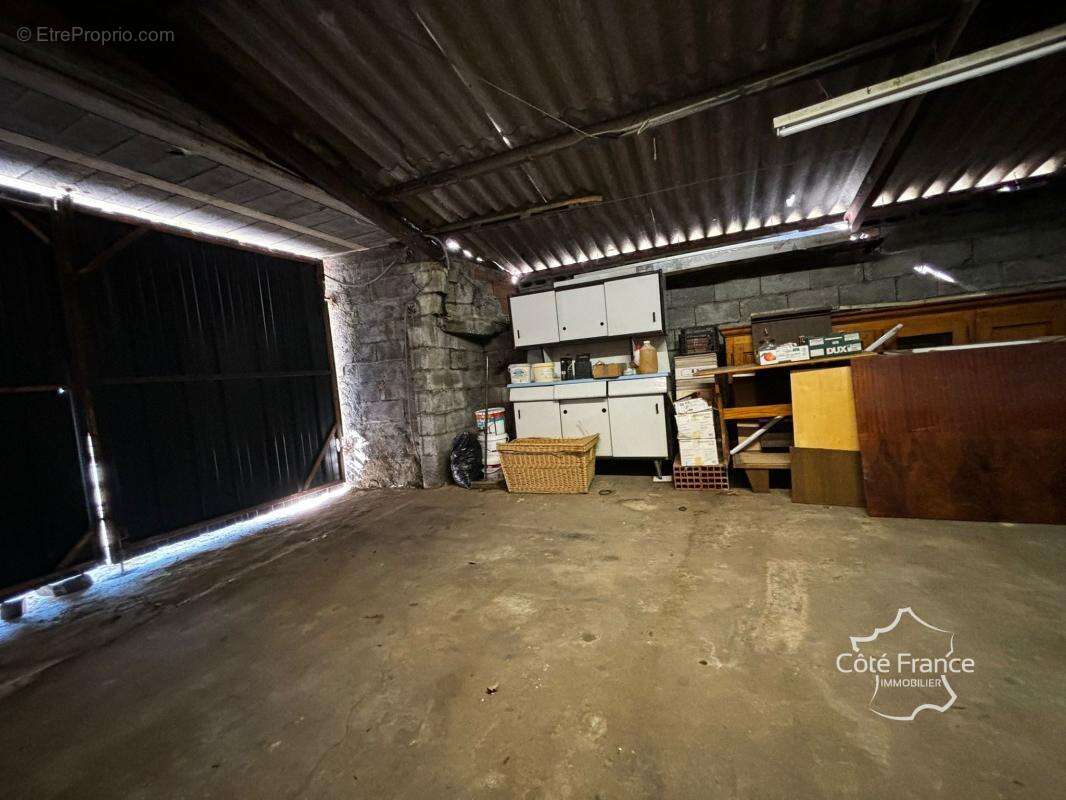 Maison à BAGNAC-SUR-CELE