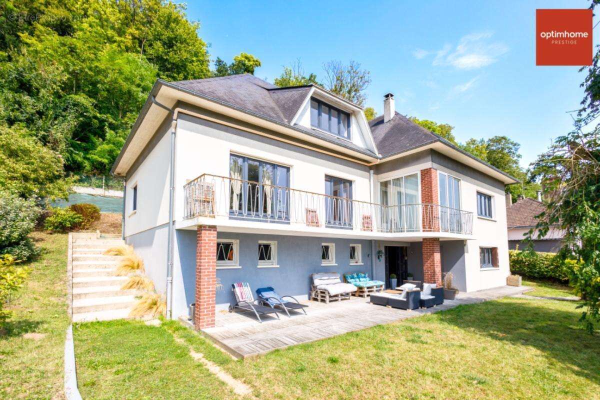 Maison spacieuse et ses 9 chambres à 5 minutes du centre de PONT AUDEMER - photo 3