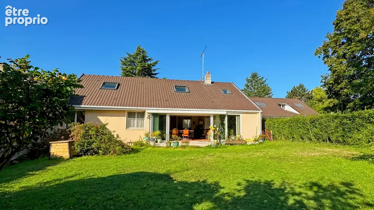 Photo Maison à Feucherolles au prix de 530 000€