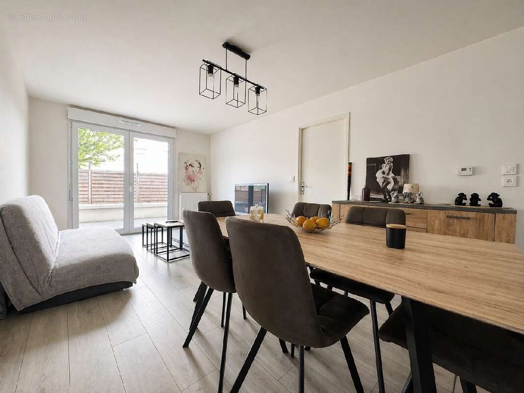 Appartement à LOUVRES