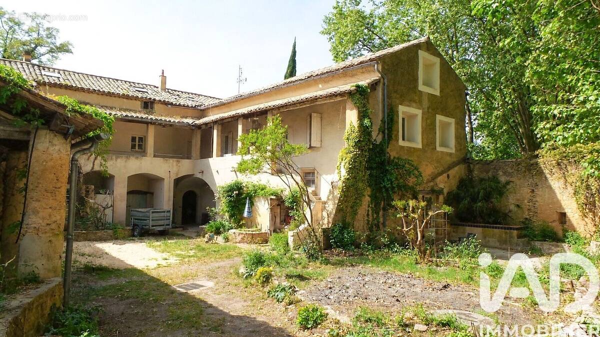 Photo 1 - Appartement à BAGNOLS-SUR-CEZE