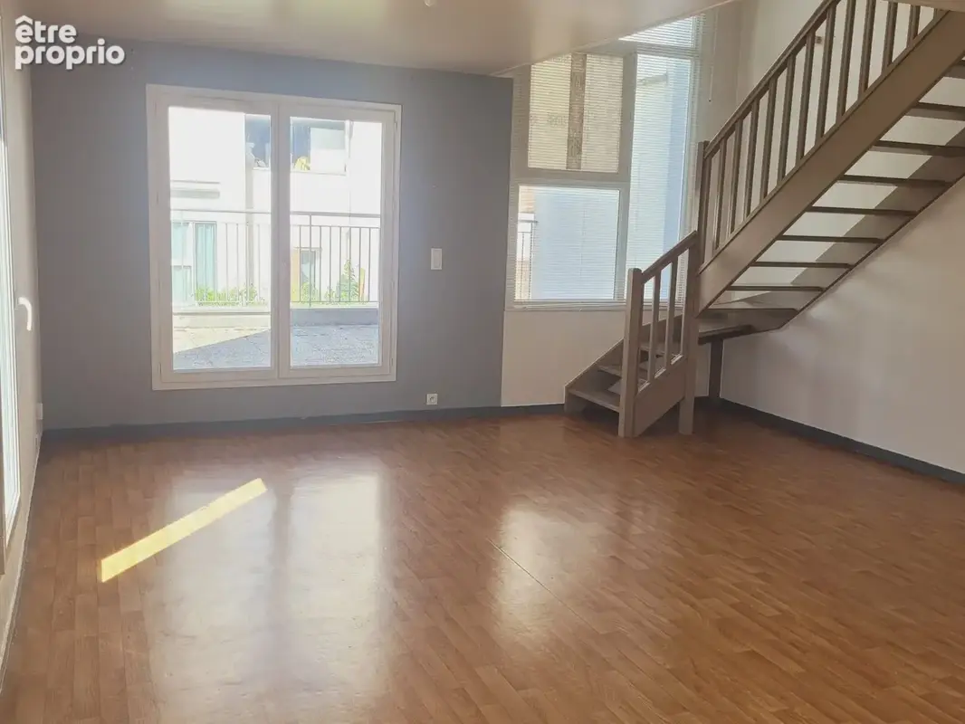 Achetez un appartement F3 avec un séjour lumineux de 31 m² à Val de Reuil
