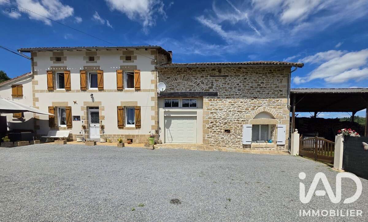 Photo 3 - Maison à THOURON