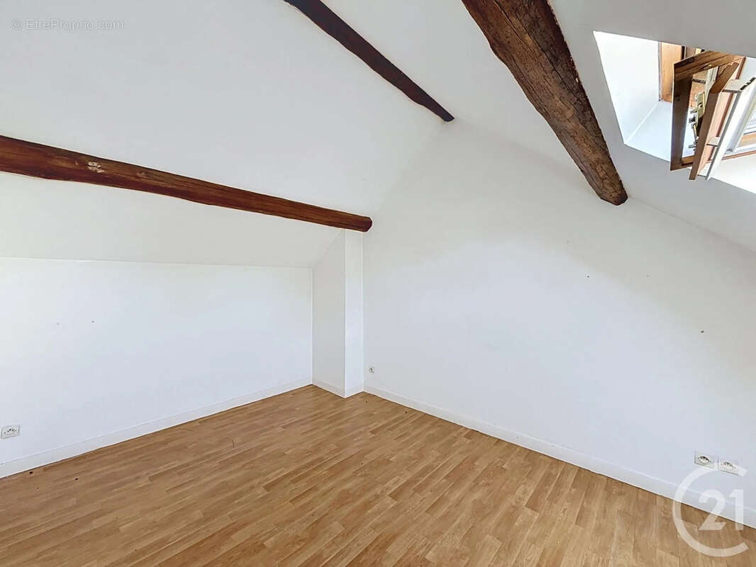 Appartement à FONTAINEBLEAU