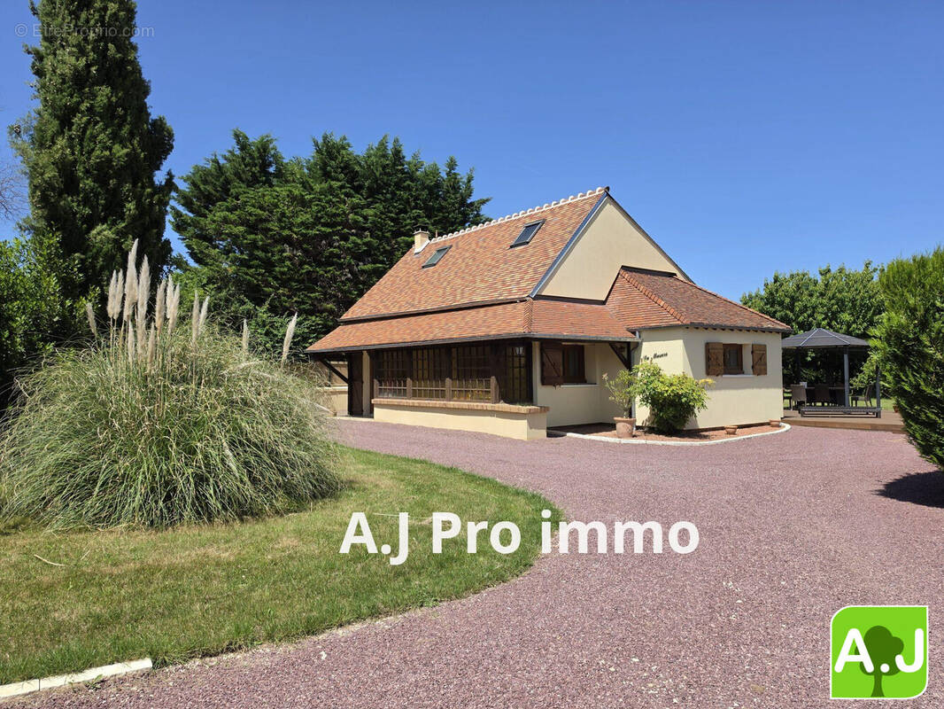 Maison à ANET
