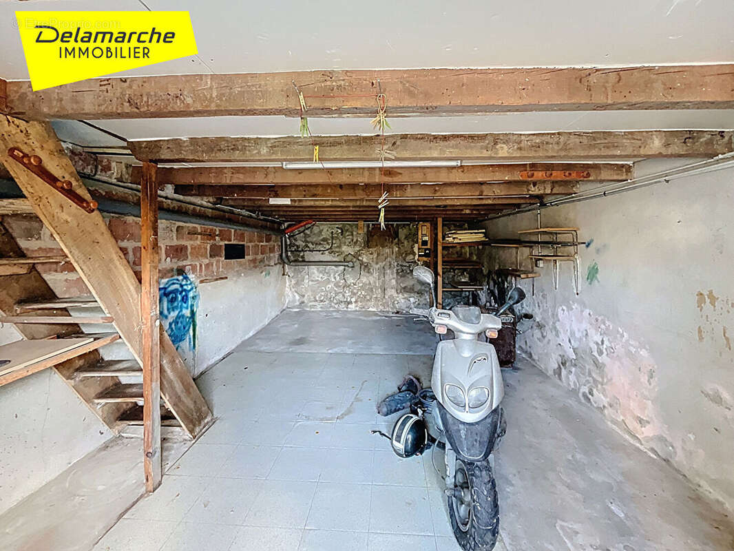 Maison à DONVILLE-LES-BAINS