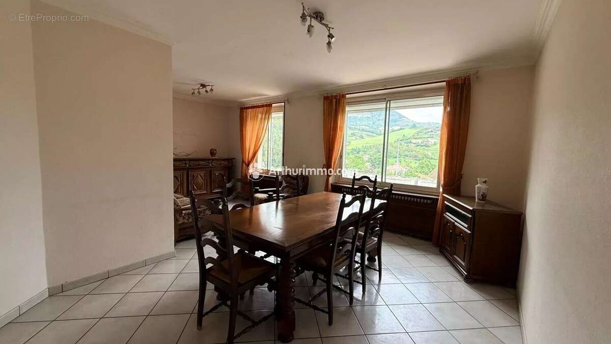 Maison à MILLAU