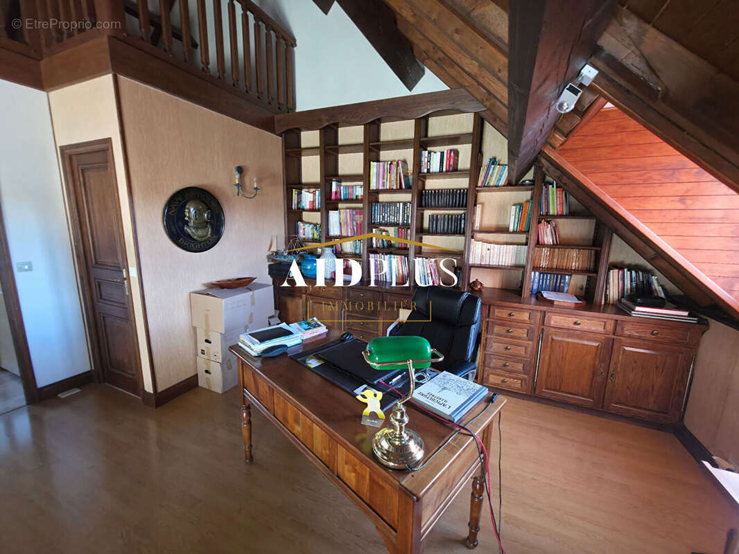 Maison à SAINT-LEU-LA-FORET