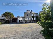 Photo 1 - Maison à SAINT-PAUL-EN-GATINE