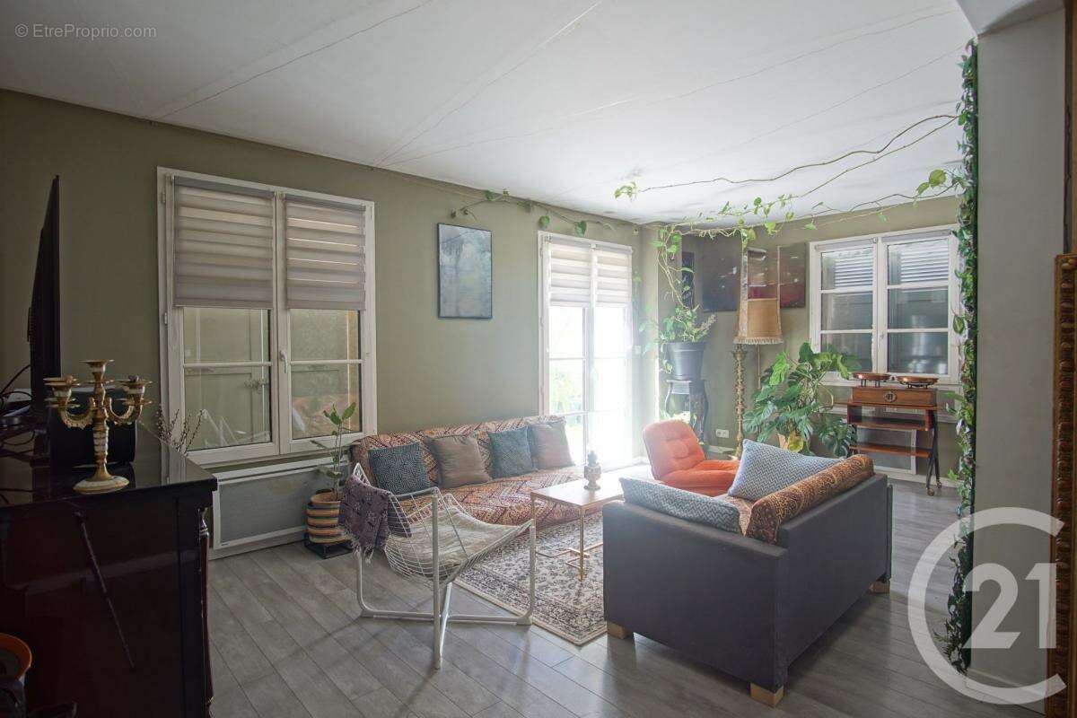 Appartement à CHOISY-LE-ROI