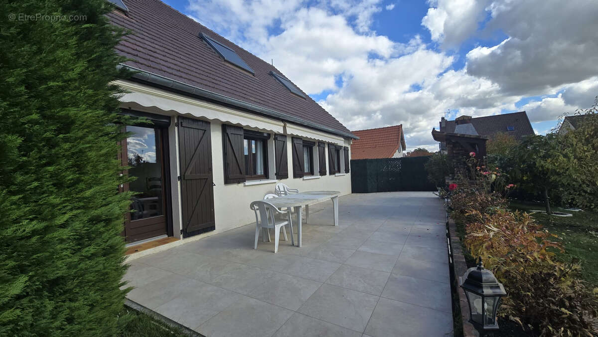 Maison à PECQUEUSE