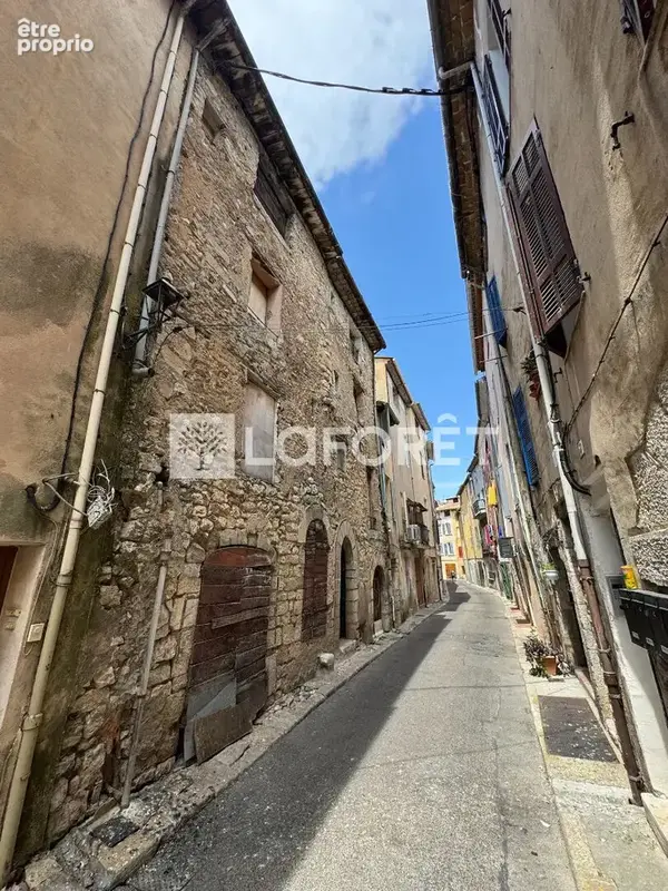 Immeuble St Maximin La Ste Baume 240 m² - photo 7