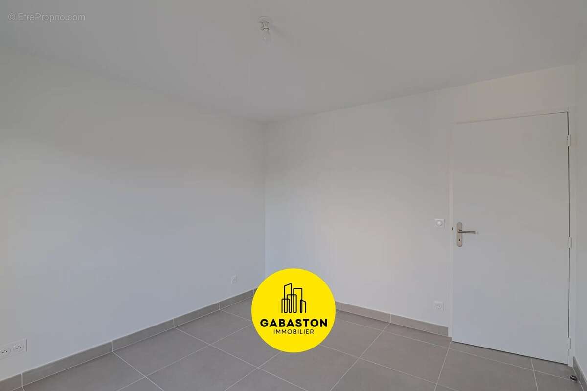 Appartement à MARSEILLE-9E