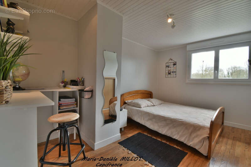 Maison à BONCHAMP-LES-LAVAL