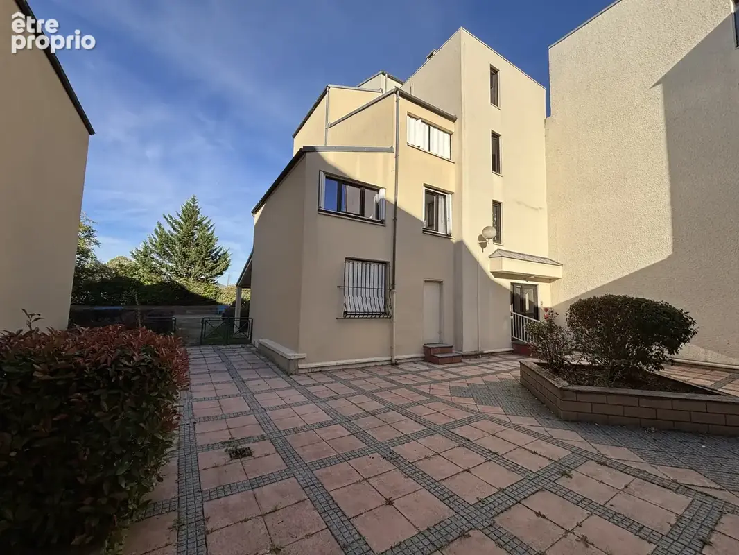 Quartier du Fresnay/Vieux-Pays, 5pièces avec Terrasse et Box ! - photo 14