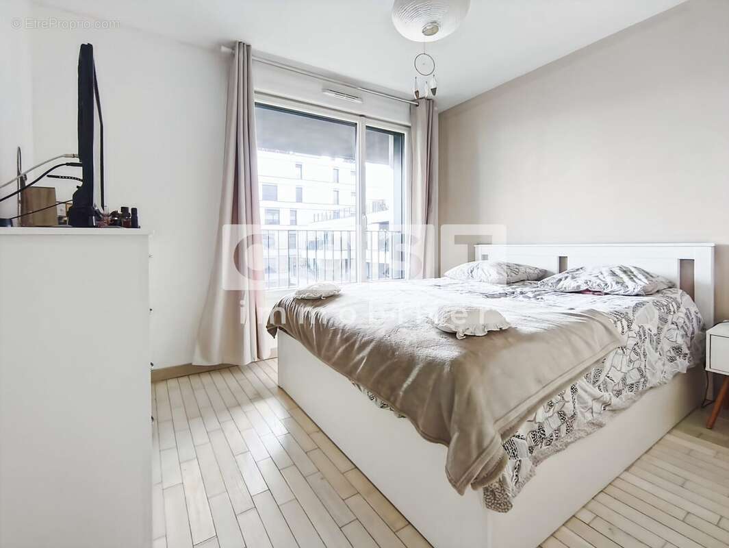 Appartement à GENNEVILLIERS