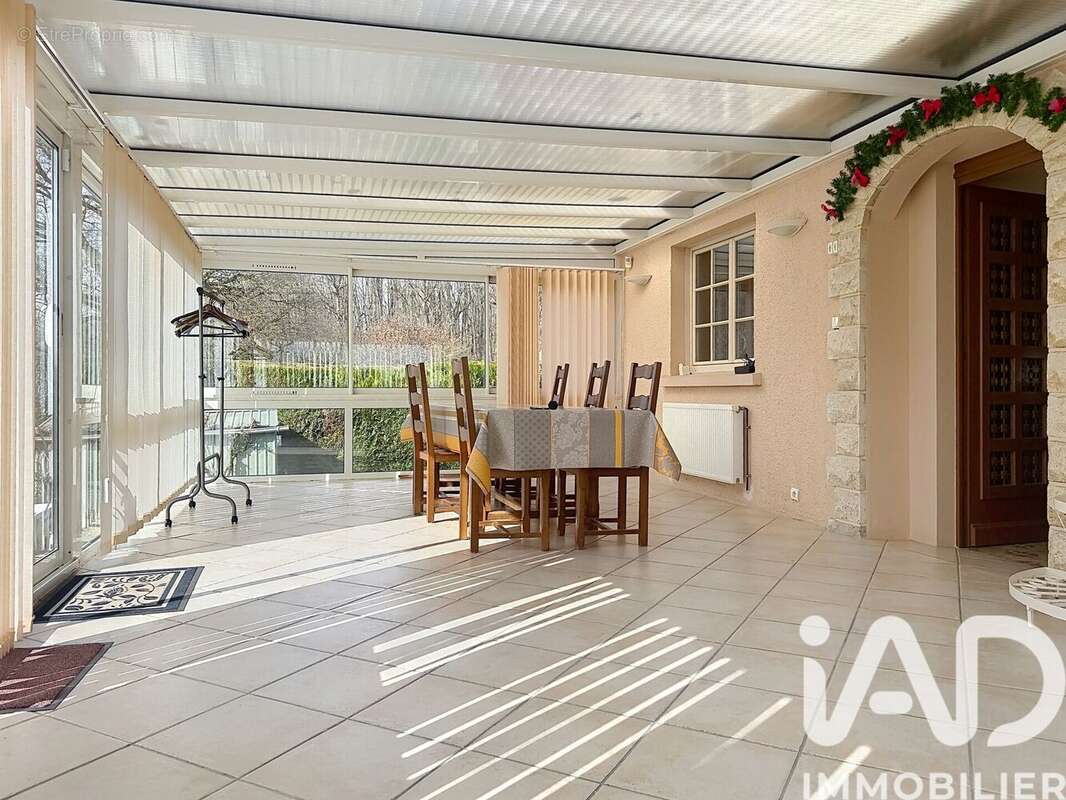 Photo 2 - Maison à SAINT-CHERON