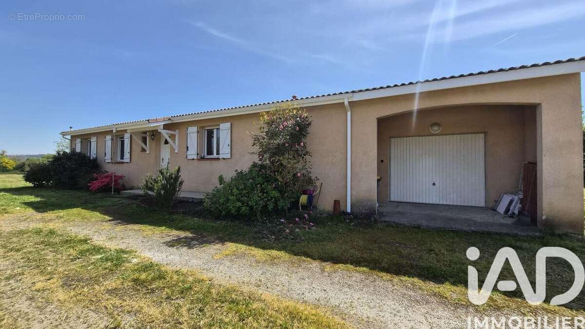 Photo 4 - Maison à LE FAUGA