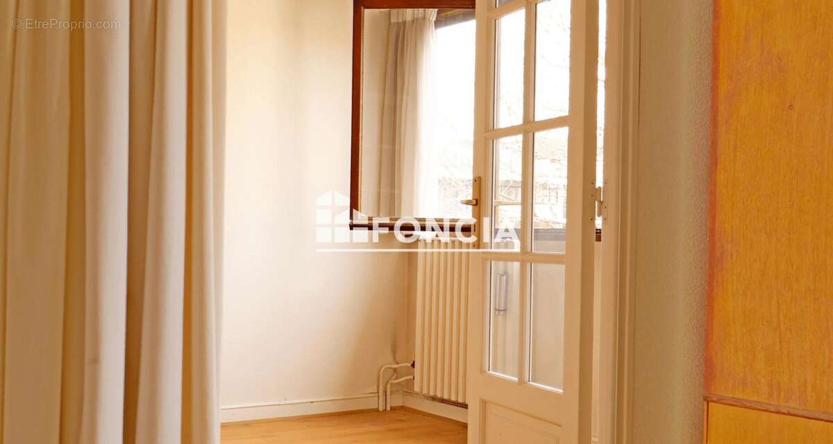 Appartement à NOISY-LE-ROI