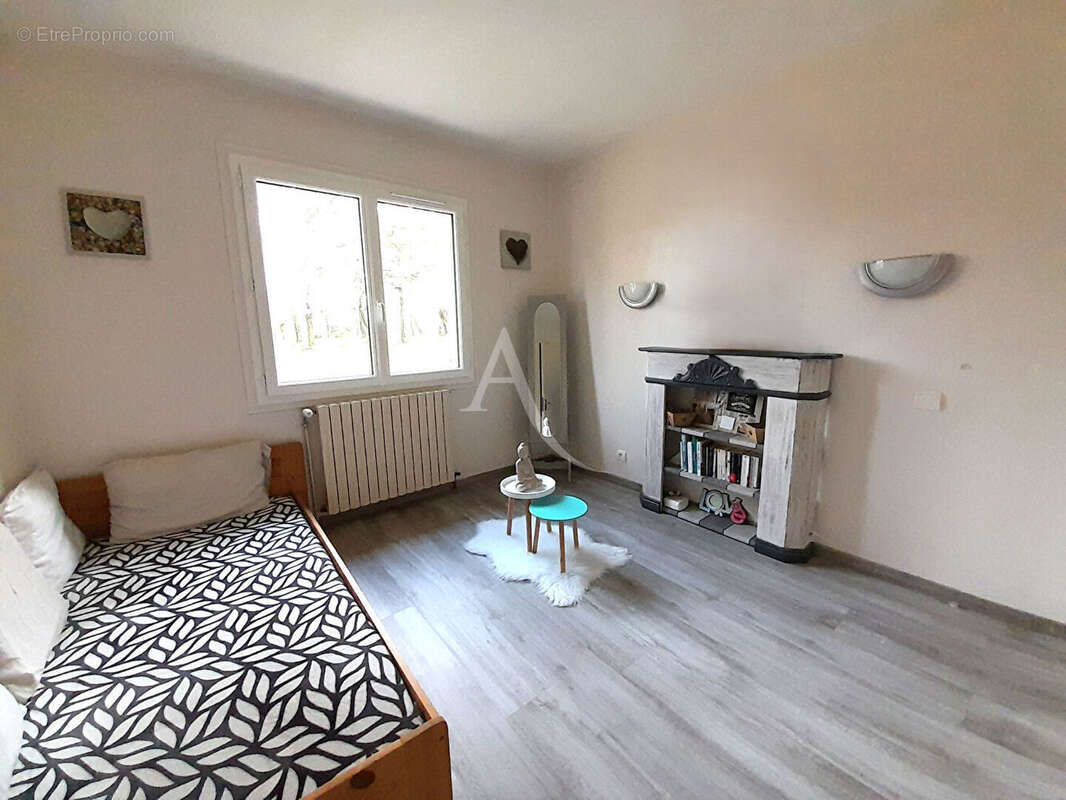 Maison à SAINT-GEIN