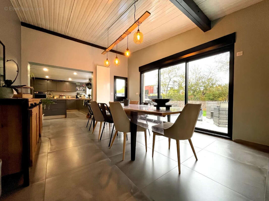 Maison à SAINGHIN-EN-MELANTOIS