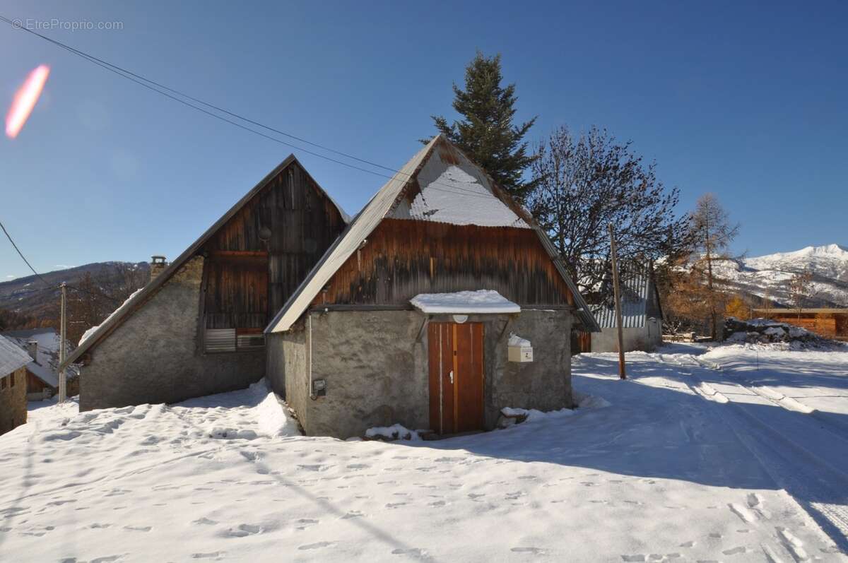 Dpt Alpes de Haute Provence (04), à vendre ALLOS Authentique Maison en pierres 350 m²  Belle Vue Montagnes - photo 8