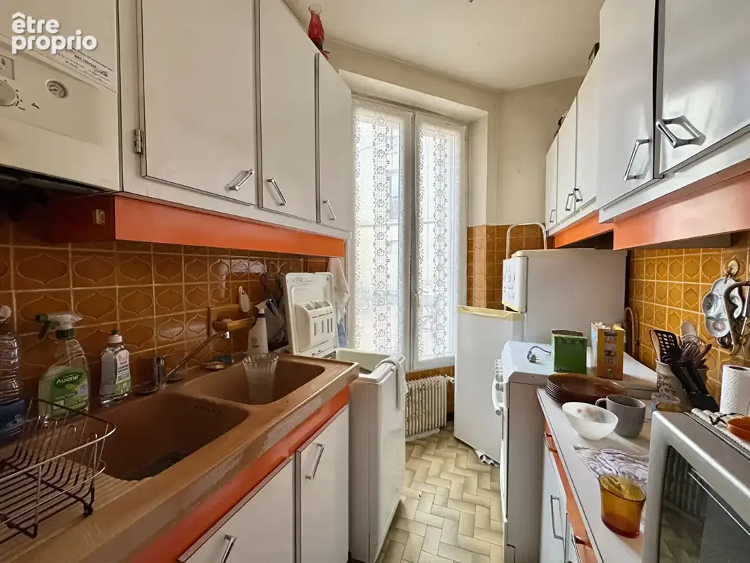 CLICHY - Appartement à rénover - 2 pièces de 40 m2 - photo 4