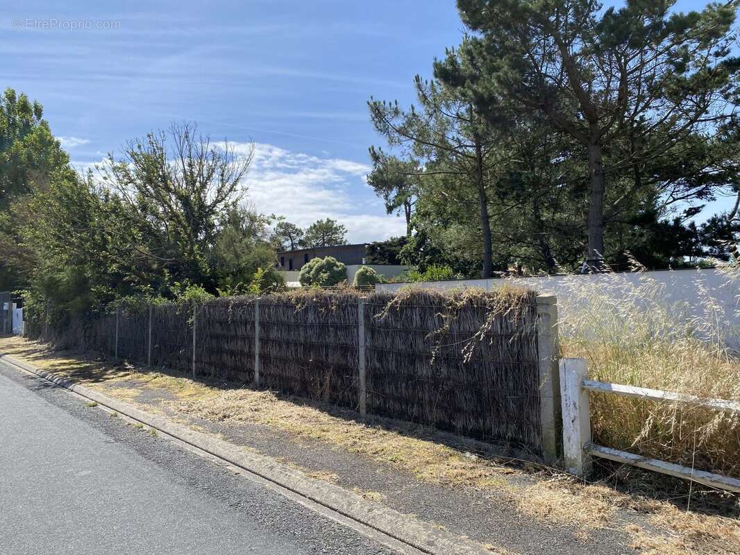 Terrain à BRETIGNOLLES-SUR-MER